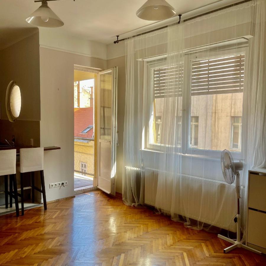 Elizabeth Bridge With Gellert-Hill View Apartment Budapest Luaran gambar